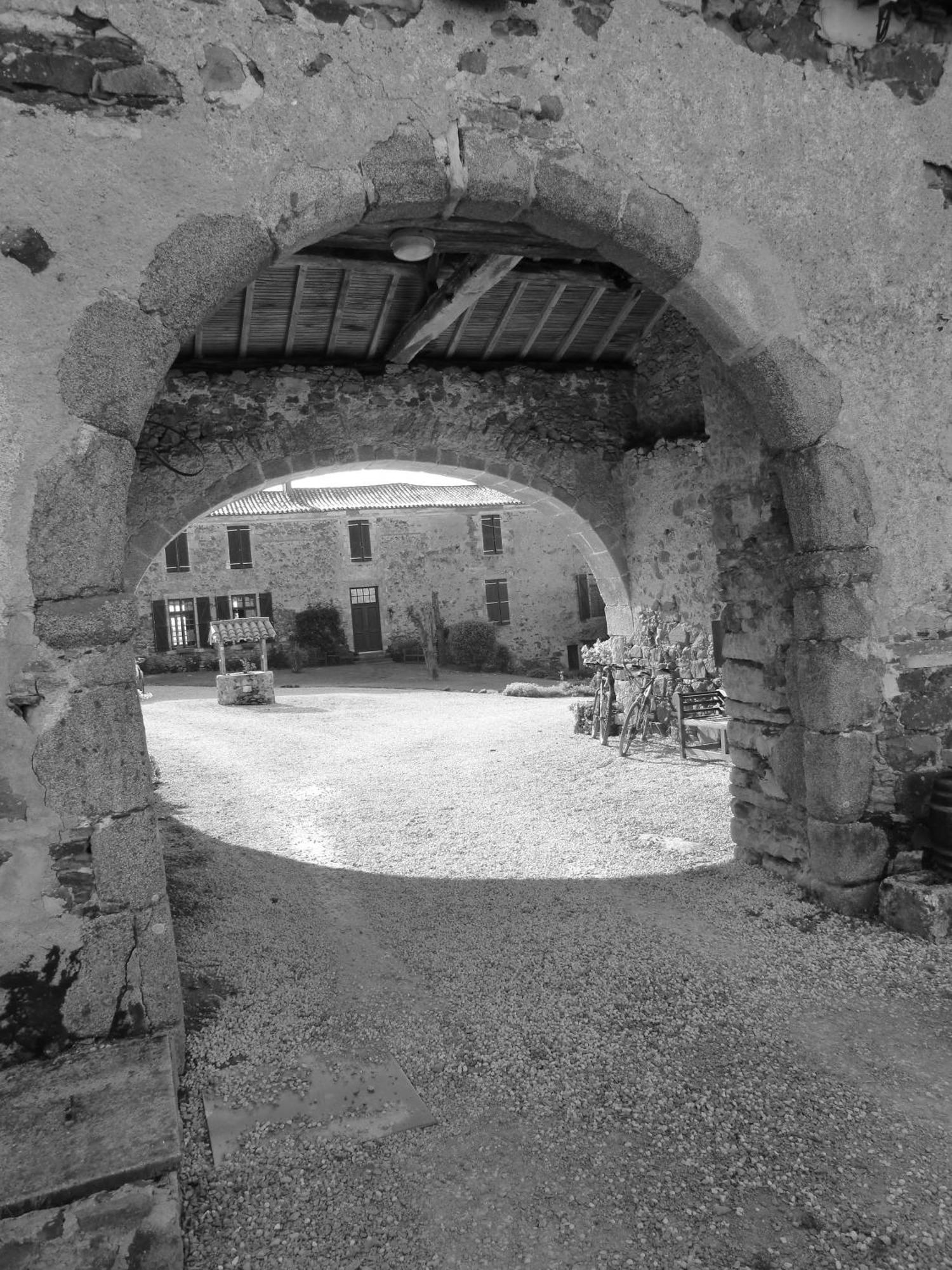 Chambre D'Hote Manoir De La Baudonniere Monsireigne Екстериор снимка