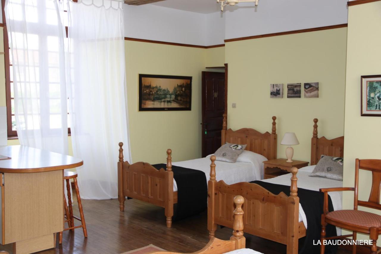 Chambre D'Hote Manoir De La Baudonniere Monsireigne Екстериор снимка